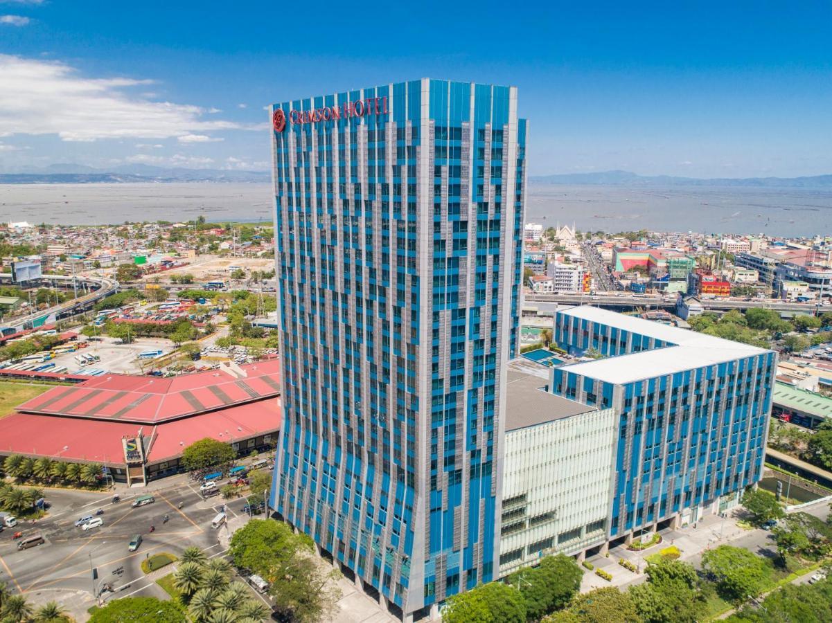 Crimson Hotel Filinvest City, Manila Muntinlupa City Exterior photo The hotel in 2019